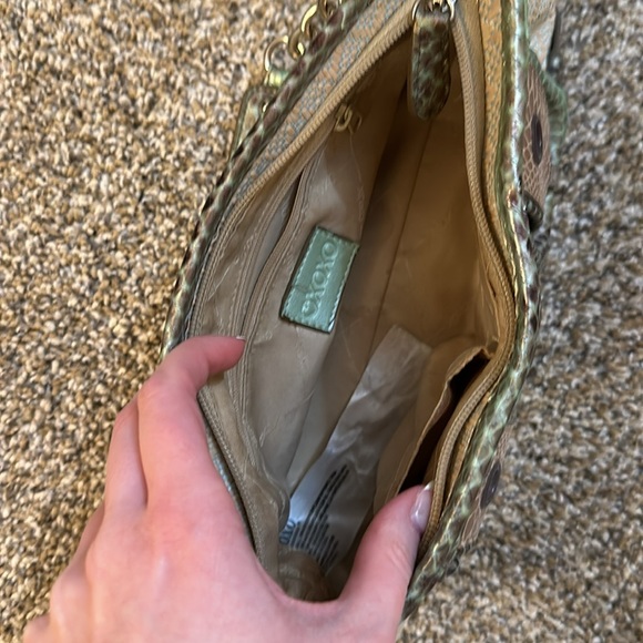 Purse - Picture 3 of 3